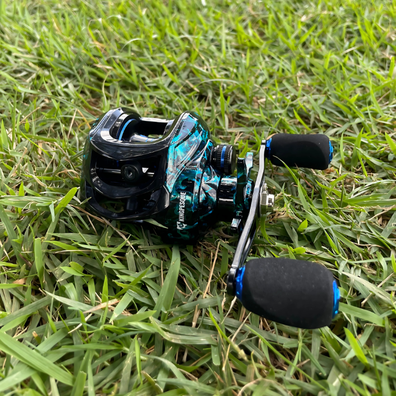 Carretilha Kingpesque Azure Anti-Cabeleira - Drag 8kg 7.2:1 + Óculos Polarizado Kingpesque Grátis